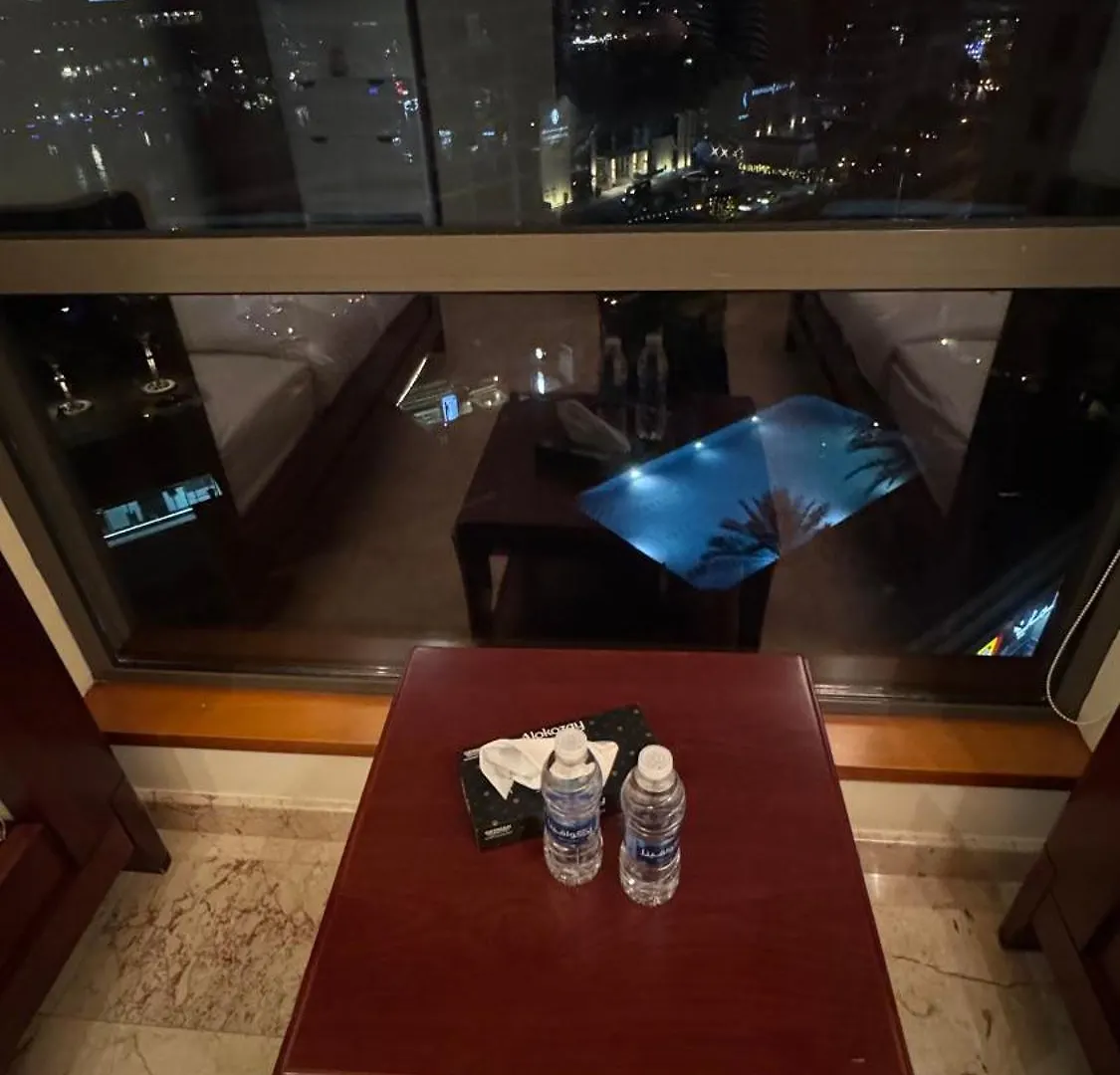 Executive Two Bedroom Apartment Facing Dubai Marina Mall