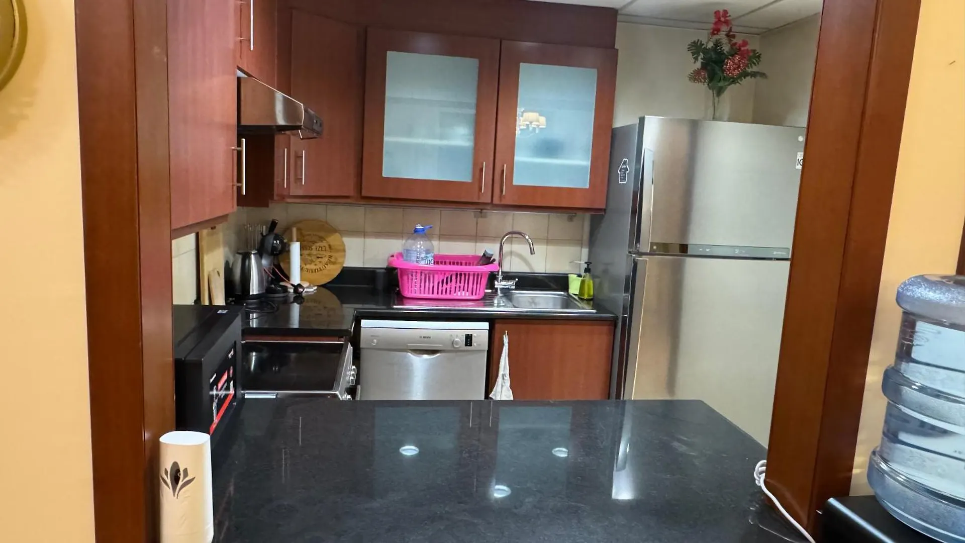 Executive Two Bedroom Apartment Facing Dubai Marina Mall