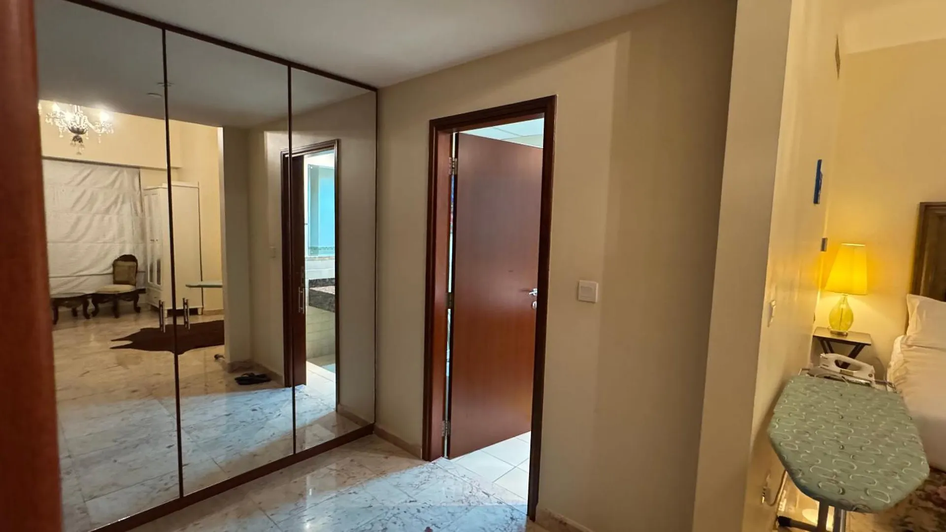 Executive Two Bedroom Apartment Facing Dubai Marina Mall United Arab Emirates